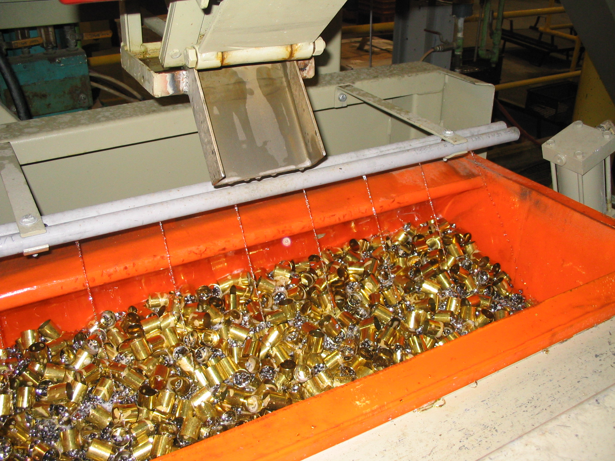 Tub-Style Deburring Units | Advanced Deburring & Finishing